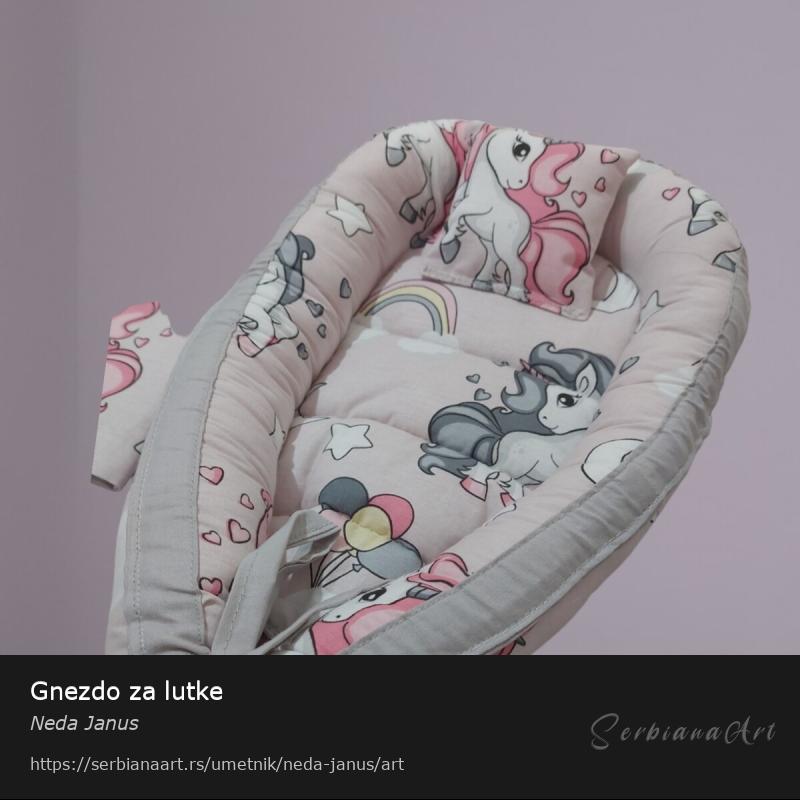 Gnezdo za lutke, Tekstil i odeća/Platno, Neda Janus